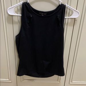 Simple black crop-top.
